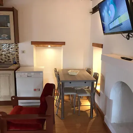 Captivating Stone House With Superb Location Near Beach And Castle In * 马尔马里斯